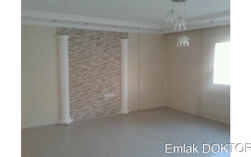 BORNOVA ÖZKANLARDA  SATILIK DAİRE
