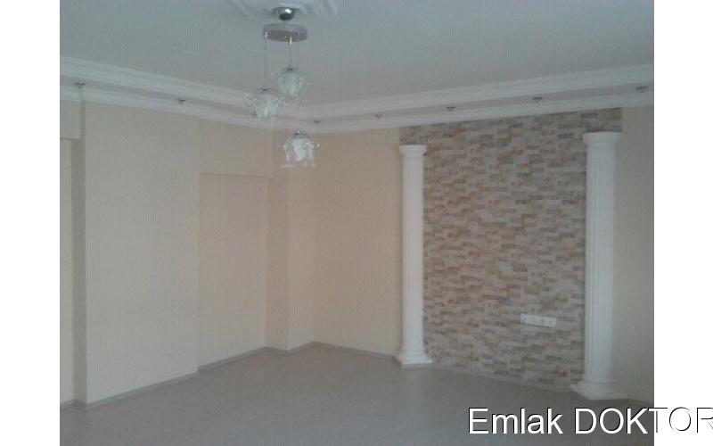 BORNOVA ÖZKANLARDA  SATILIK DAİRE