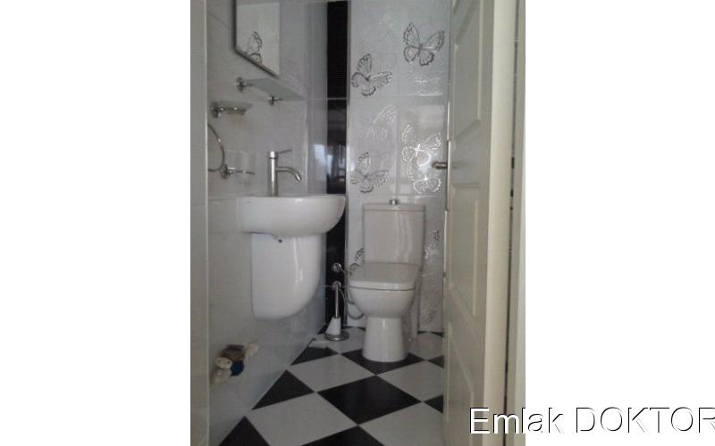 BORNOVA ÖZKANLARDA  SATILIK DAİRE