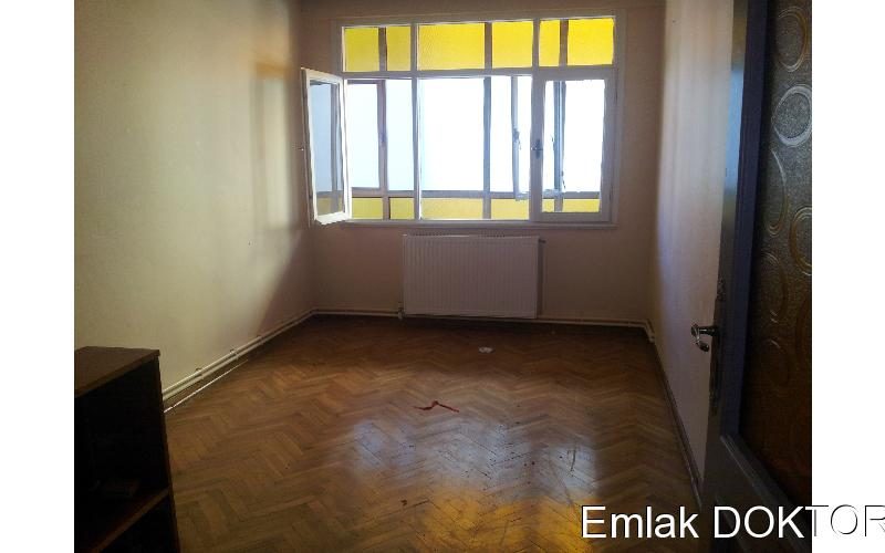 BEKTAŞ EMLAKTAN KİRALIK 3+1 120M2 ÇARŞIDA DAİRE
