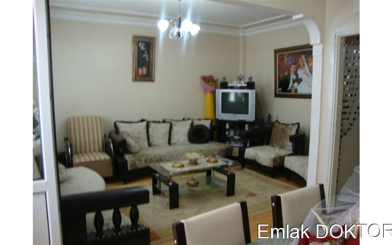 Yenibosna da satılık kiralık daire ve iş yerleri